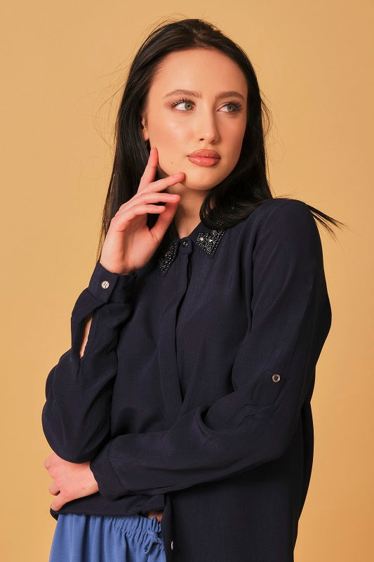 Blue shirt with embroidered collar